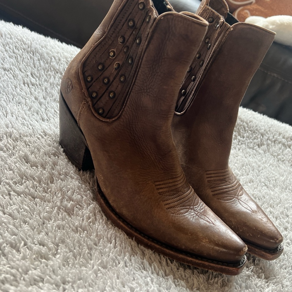 Women’s Ariat Booties